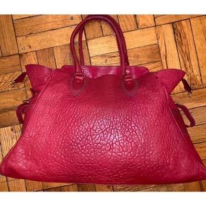 Fendi De Jour Pebbled leather bag
